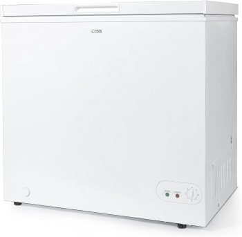 Commercial Cool 7.0 Cu. Ft. Chest Freezer, Removable Storage Basket, Mechanical Temperature Control, Manual Defrost, R600a Refrigerant, CCFE7, White