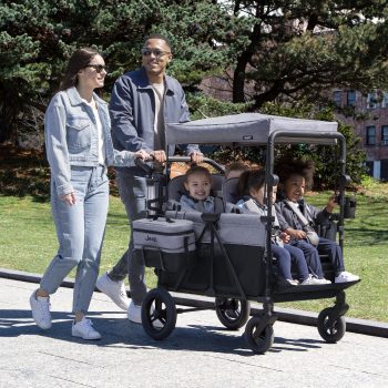 Jeep Wrangler Deluxe 4 Seater Stroller Wagon by Delta Children - Premium Quad Stroller Wagon for 4 Kids with Convertible Seats, Adjustable Push/Pull Handles, Removable Canopy & Flat Fold
