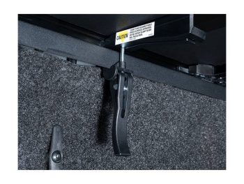 RealTruck Tonno Pro Tri-Fold Hard Folding Tonneau Cover Fits 2019-2024 Chevy/GMC Silverado/Sierra 1500 works w/ MultiPro/Flex tailgate (w/o factory side boxes) 5'8" Bed