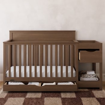 Graco Shiloh Convertible Baby Crib and Changer