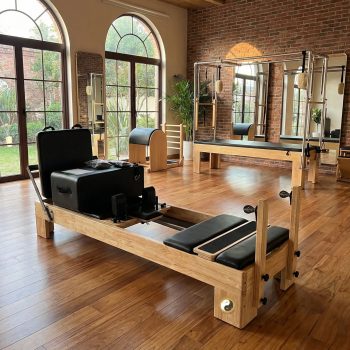 Nano Pro Max Studio Pilates Reformer [Black] -PersonalHour